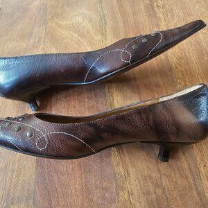 Brand new in box, Italian design, Italian made, all leather